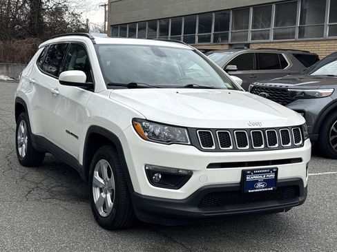 Used 2020 Jeep Compass Latitude w/ Popular Equipment Group image 1