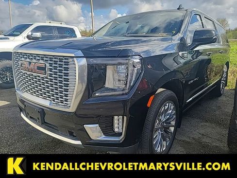 Used 2023 GMC Yukon XL Denali w/ Denali Reserve Package AWD/4WD image 1