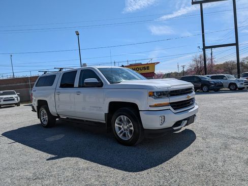 Used 2017 Chevrolet Silverado 1500 LT w/ All Star Edition image 3