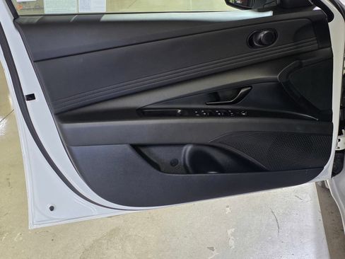 Certified 2025 Hyundai Elantra Sport FWD image 20