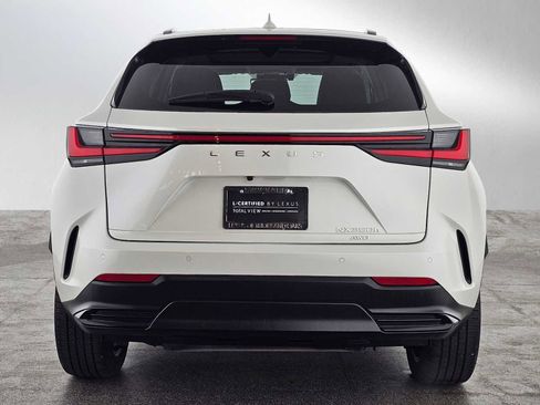 Used 2025 Lexus NX 300h AWD w/ Luxury Package image 4