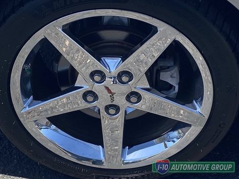 Used 2008 Chevrolet Corvette Convertible w/ Preferred Equipment Group RWD image 9