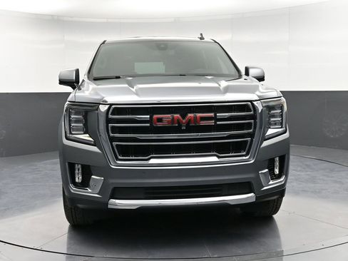Used 2021 GMC Yukon SLT w/ SLT Premium Package image 11