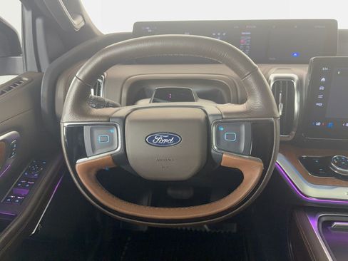 Used 2025 Ford Expedition King Ranch AWD/4WD image 10