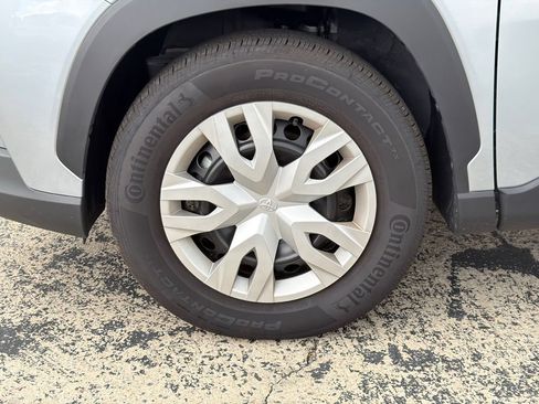 Used 2026 Toyota Corolla Cross L FWD image 11