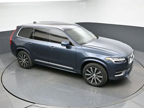 Used 2023 Volvo XC90 B5 Plus w/ Protection Package Premier AWD/4WD image 18