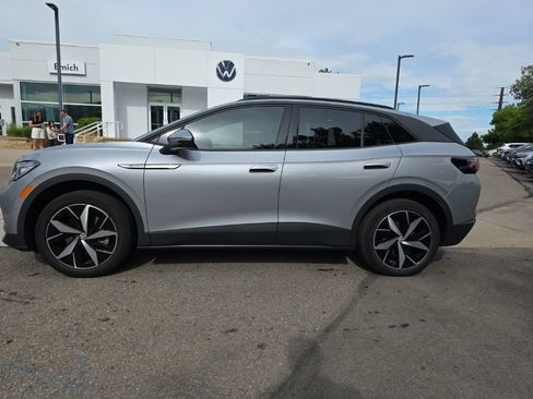 Used 2023 Volkswagen ID.4 Pro S AWD/4WD image 2