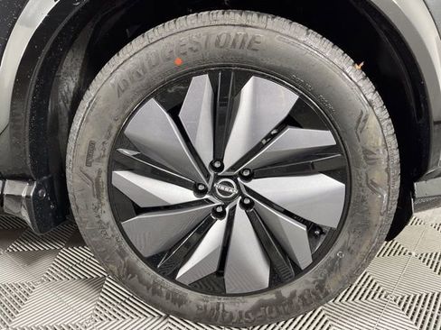 Used 2024 Nissan Ariya AWD image 14