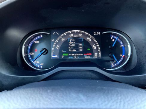 Used 2023 Toyota RAV4 XLE image 25