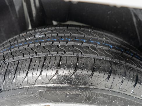 Used 2013 GMC Terrain SLE image 27