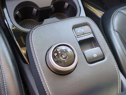 Used 2023 Ford Mustang Mach-E Select image 26