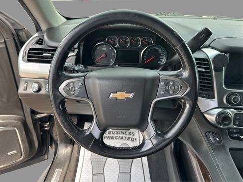Used 2019 Chevrolet Suburban LT AWD/4WD image 20