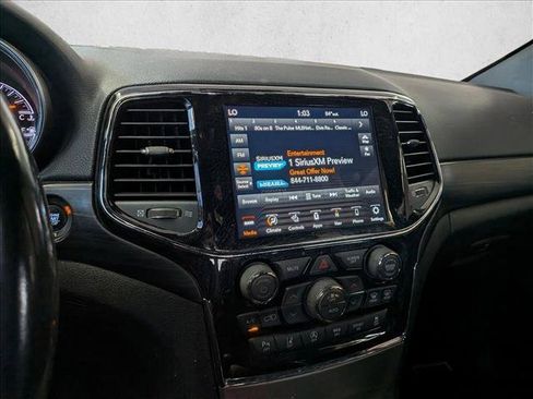 Used 2021 Jeep Grand Cherokee Laredo X RWD image 13