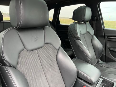 Used 2020 Audi SQ5 Premium Plus w/ Premium Plus Package image 35