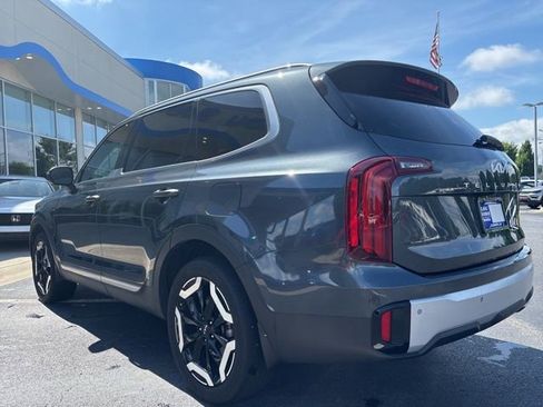Used 2024 Kia Telluride S w/ S Sunroof Package FWD image 7