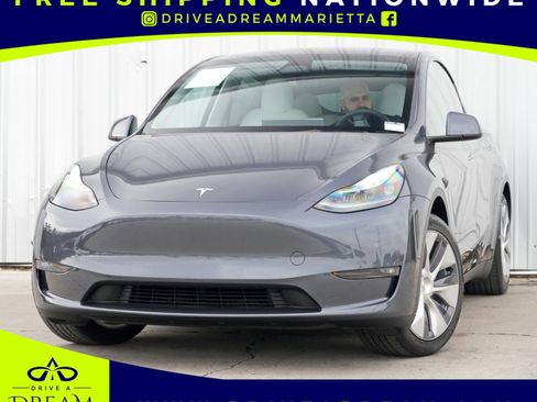 Used 2023 Tesla Model Y Long Range image 1