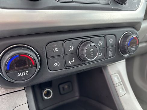 Used 2018 GMC Acadia SLT AWD/4WD image 34
