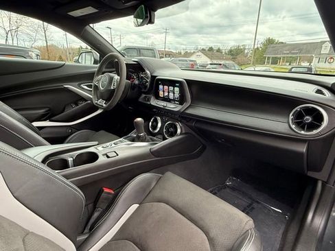 Used 2018 Chevrolet Camaro SS image 19