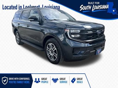 Used 2025 Ford Expedition Active AWD/4WD image 1