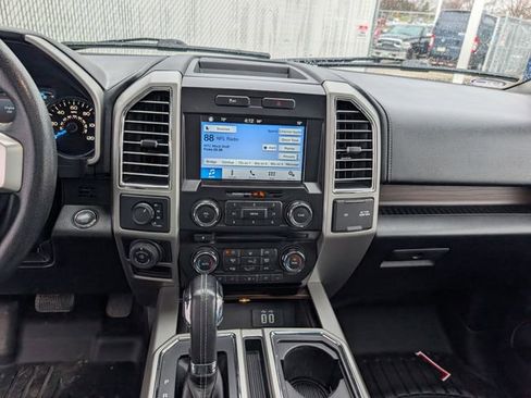 Used 2016 Ford F150 Lariat image 4