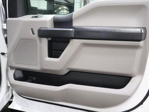 Used 2018 Ford F250 XL w/ Power Equipment Group AWD/4WD image 46
