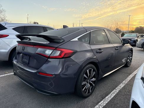 Used 2024 Honda Civic EX-L image 8