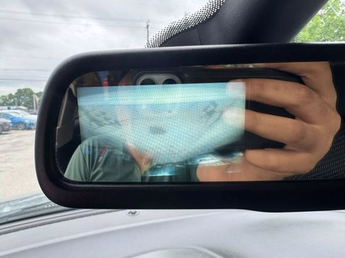 Used 2017 Dodge Journey SXT w/ Premium Group image 24