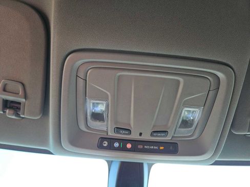 Used 2021 Chevrolet Silverado 1500 Custom image 19