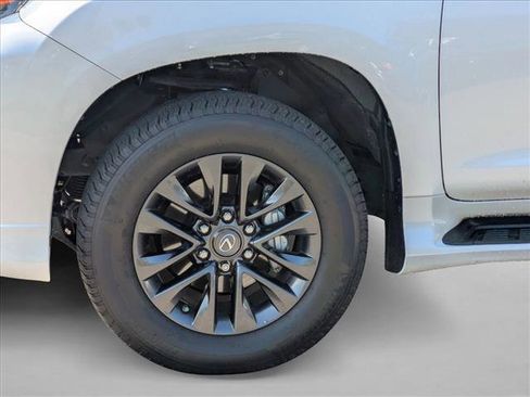 Used 2023 Lexus GX 460 Premium image 14