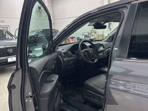 Certified 2023 Honda Ridgeline RTL image 7