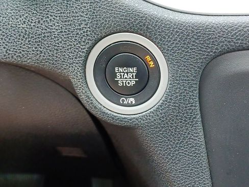 Used 2017 Dodge Charger R/T w/ Plus Group RWD image 19