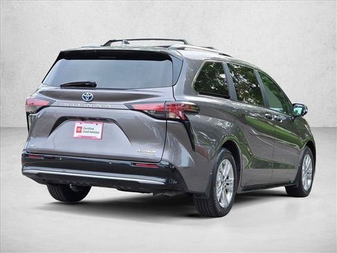 Certified 2024 Toyota Sienna Platinum AWD/4WD image 5