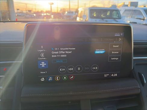 Used 2021 GMC Yukon XL SLT w/ Rear Media and Nav Package image 24