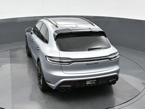 Certified 2024 Porsche Macan GTS image 28