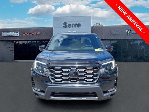 Used 2024 Honda Ridgeline TrailSport image 2