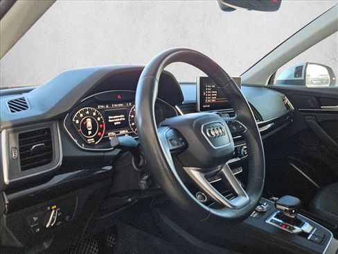 Used 2018 Audi Q5 2.0T Premium Plus w/ Premium Plus Package image 9