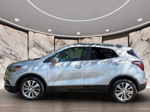 Used 2018 Buick Encore Preferred FWD image 3