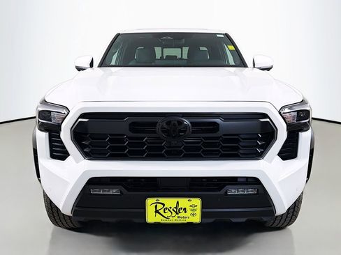 New 2026 Toyota Tacoma TRD Off-Road AWD/4WD image 2