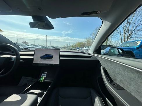 Used 2025 Tesla Model 3 Long Range image 27