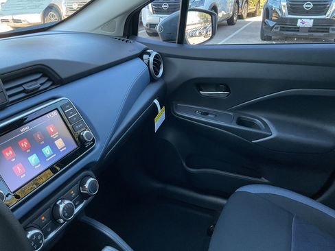 New 2025 Nissan Versa SV image 32