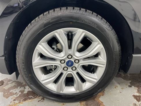 Used 2020 Ford Edge Titanium w/ Cargo Accessory Package FWD image 26
