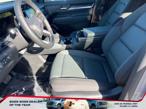 New 2026 GMC Terrain AT4 w/ Convenience Package III image 9