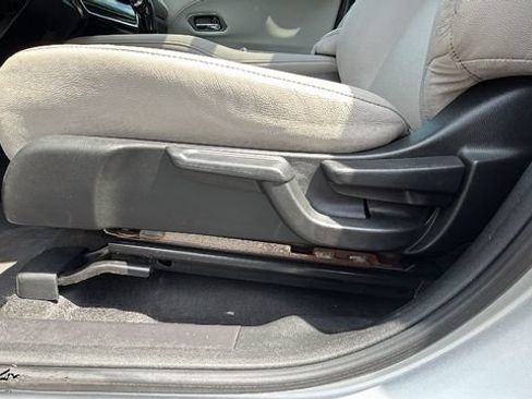 Used 2016 Honda HR-V EX-L image 19
