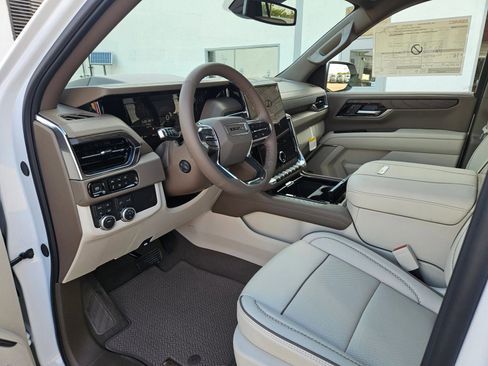 New 2026 GMC Yukon Denali AWD/4WD image 10
