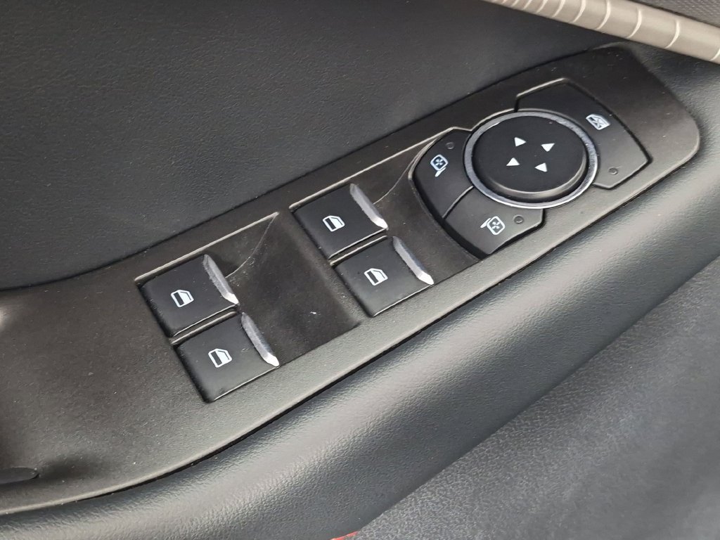 Used 2025 Ford Explorer ST-Line w/ ST-Line Street Pack AWD/4WD image 14