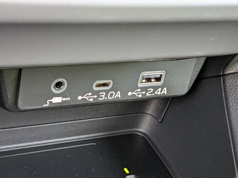 Used 2025 Subaru Crosstrek 2.5i Limited w/ Popular Package #3A image 22