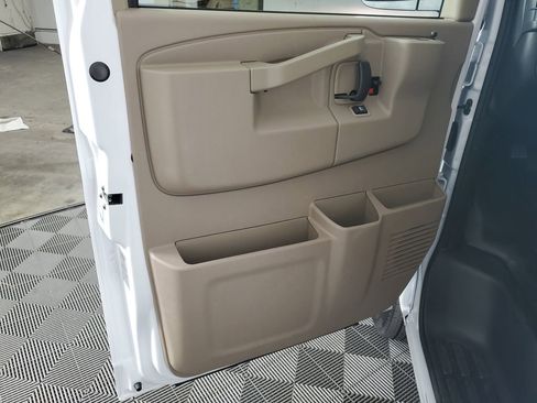 New 2026 Chevrolet Express 2500 w/ Driver Convenience Package RWD image 27