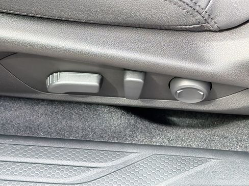 New 2026 Subaru Outback Premium AWD/4WD image 25