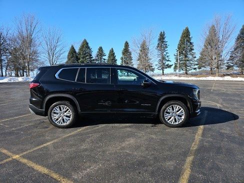 Used 2024 GMC Acadia Elevation image 7