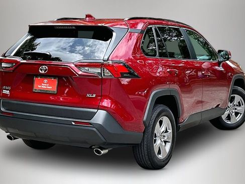 Used 2025 Toyota RAV4 XLE w/ Convenience Package FWD image 5